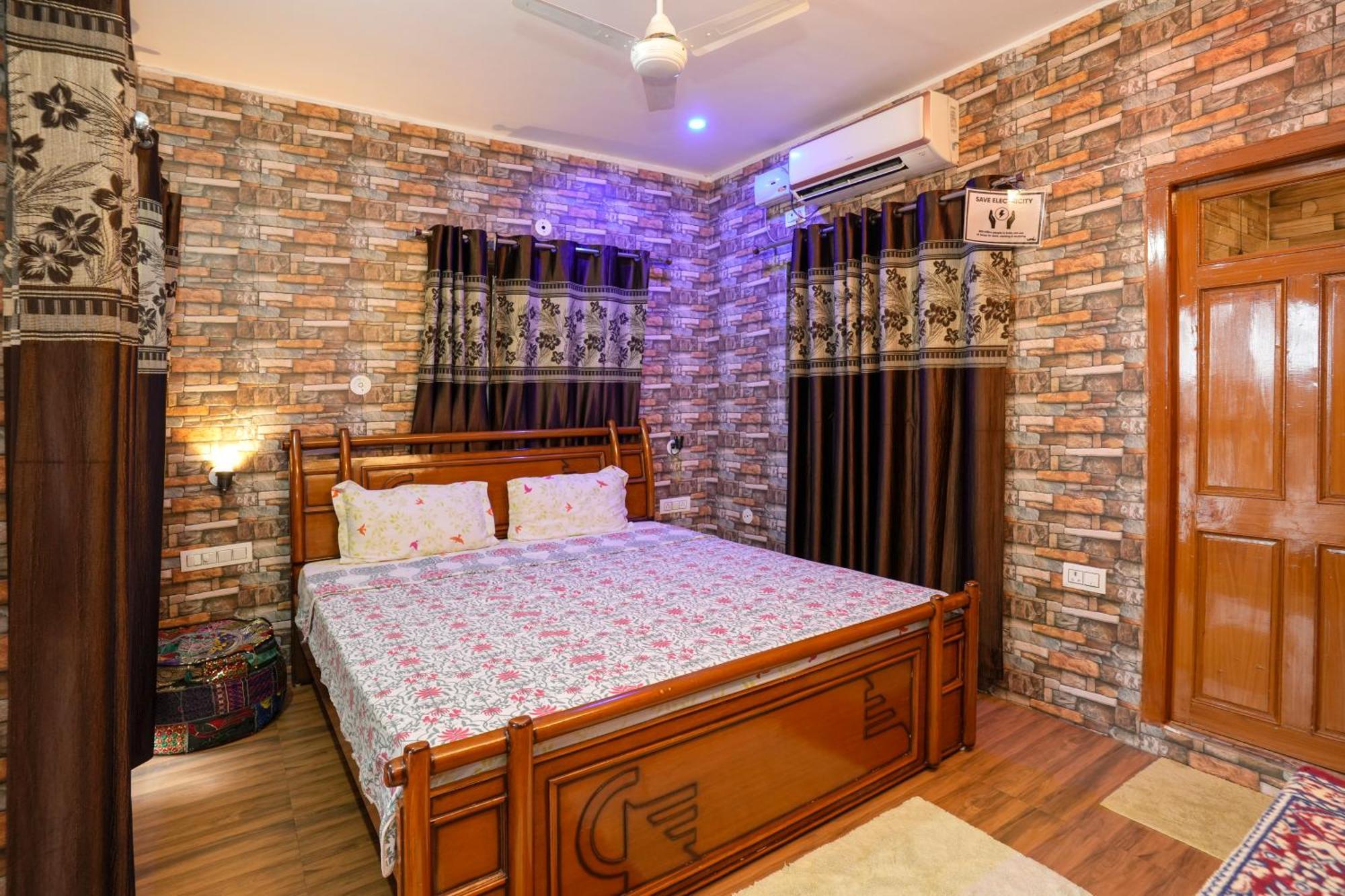 Pushkar Cooking Art And Home Stay Екстер'єр фото