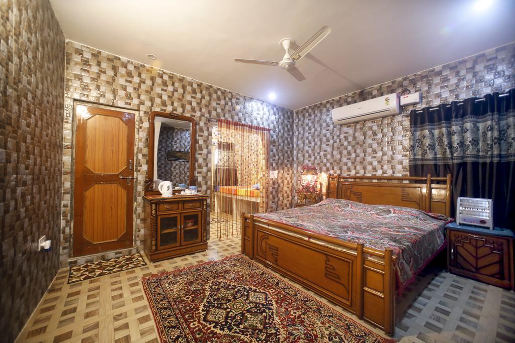 Pushkar Cooking Art And Home Stay Екстер'єр фото