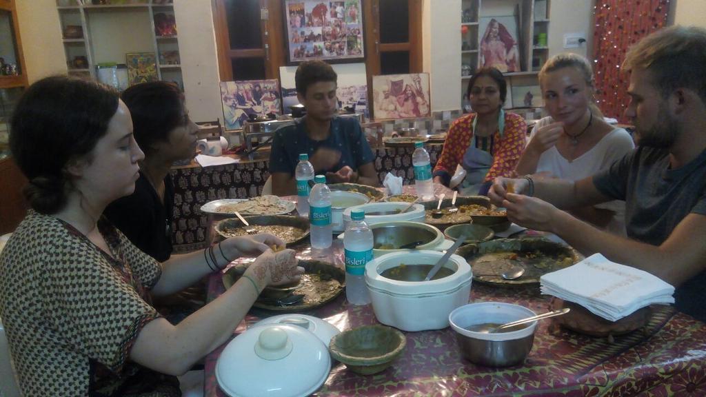 Pushkar Cooking Art And Home Stay Екстер'єр фото